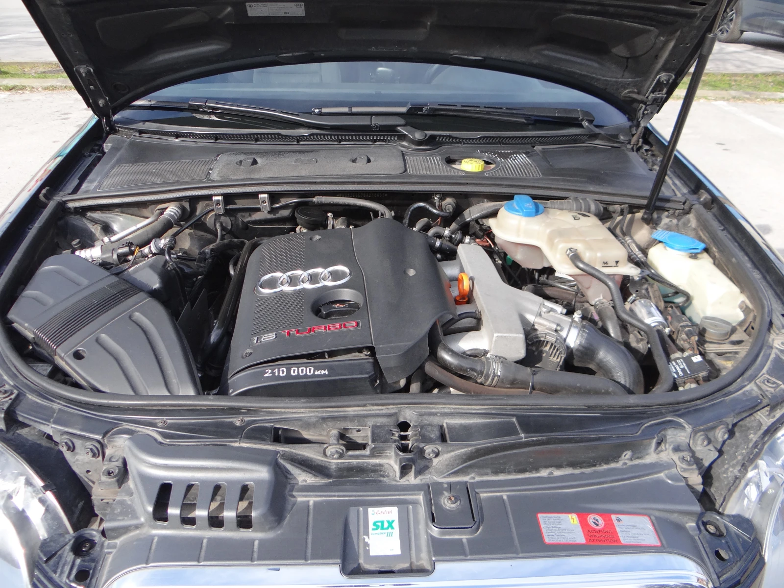 Audi A4 1.8Т, снимка 10 - Автомобили и джипове - 53838647