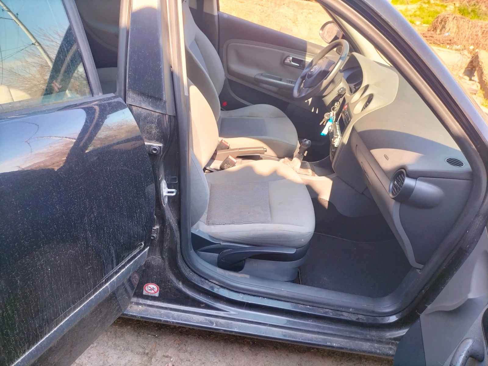 Seat Ibiza, снимка 6 - Автомобили и джипове - 53977828