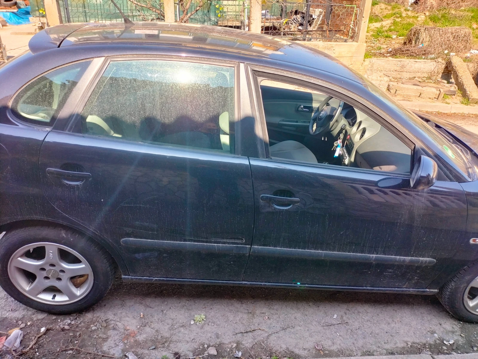 Seat Ibiza, снимка 4 - Автомобили и джипове - 53977828