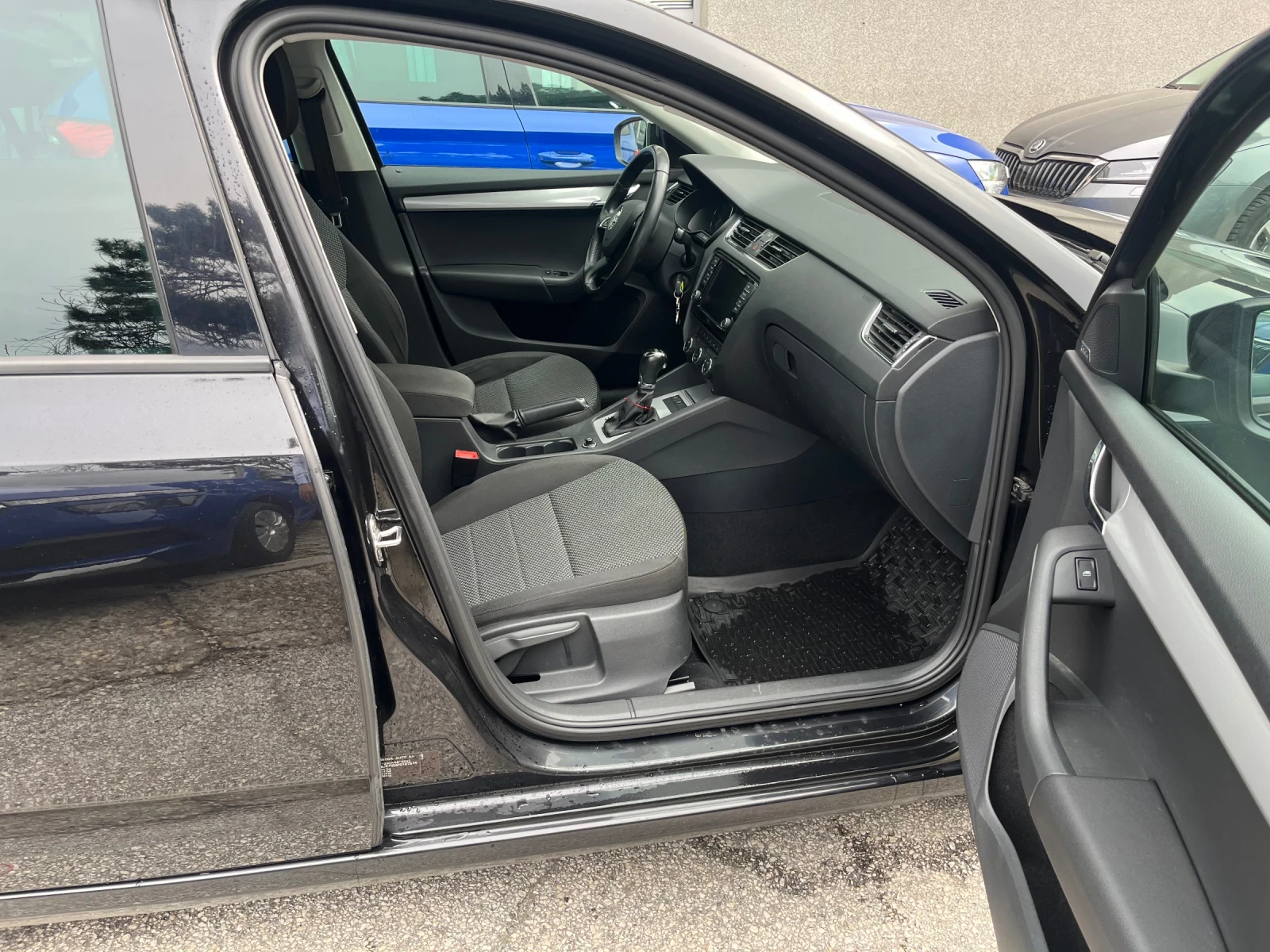 Skoda Octavia 1, 2 TSI 7DSG, снимка 6 - Автомобили и джипове - 54204576