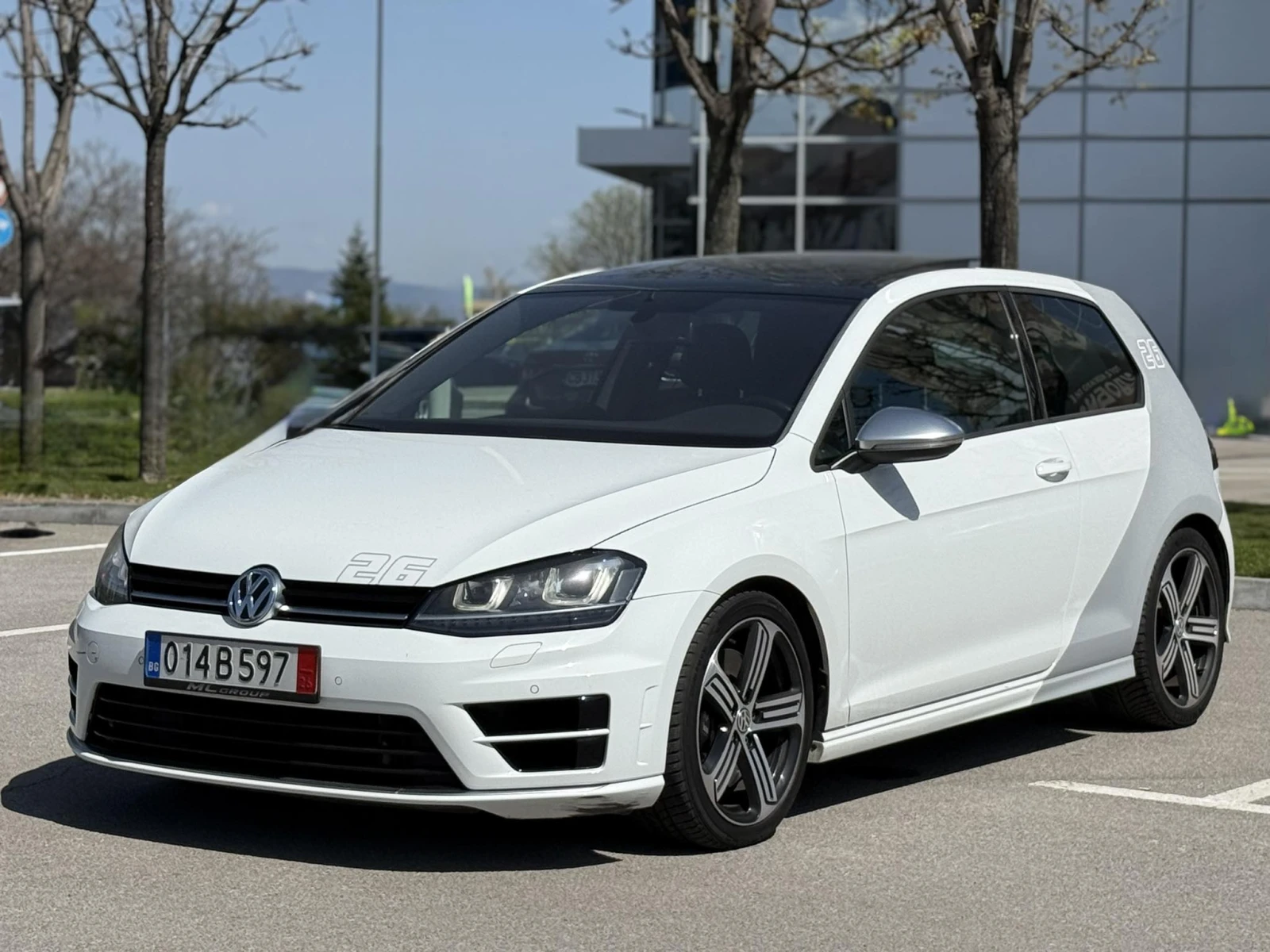 VW Golf 7 R / 300 hp / Manual / SWISS / Full History / Гар, снимка 2 - Автомобили и джипове - 54298243