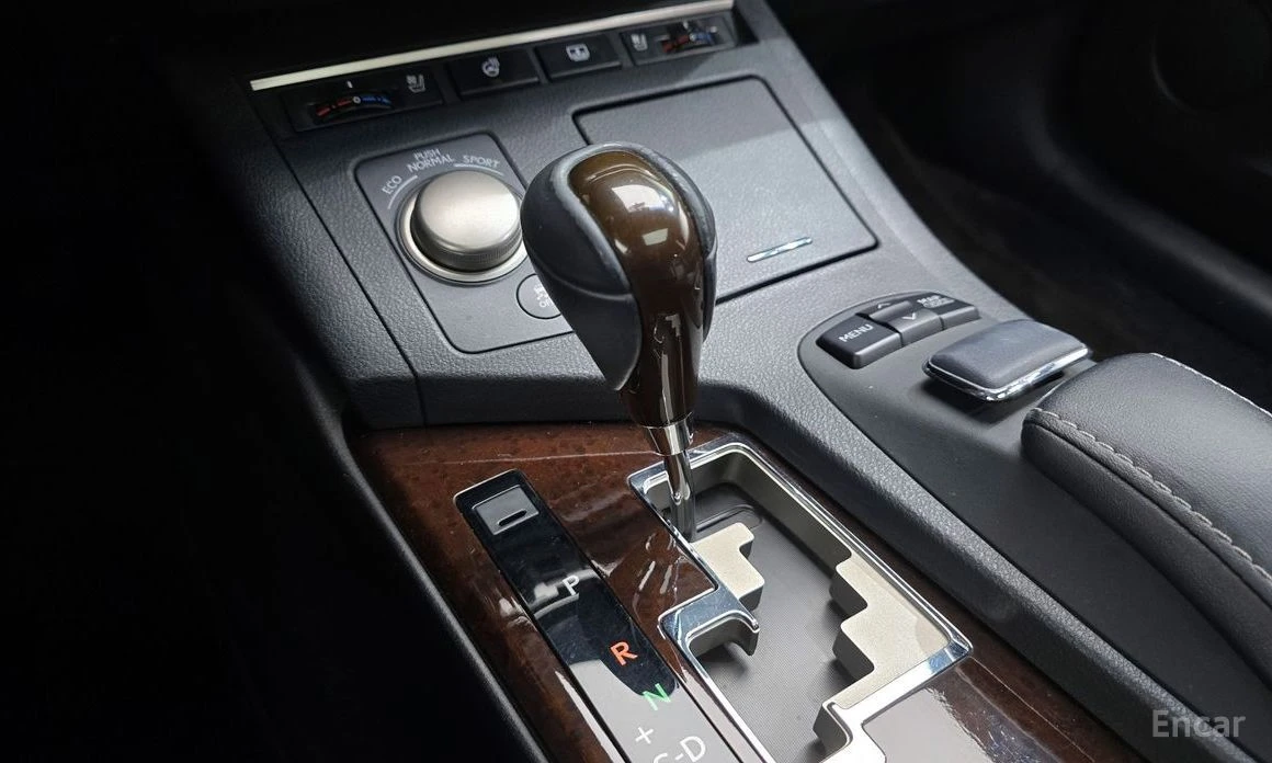 Lexus ES 350, снимка 9 - Автомобили и джипове - 54367367