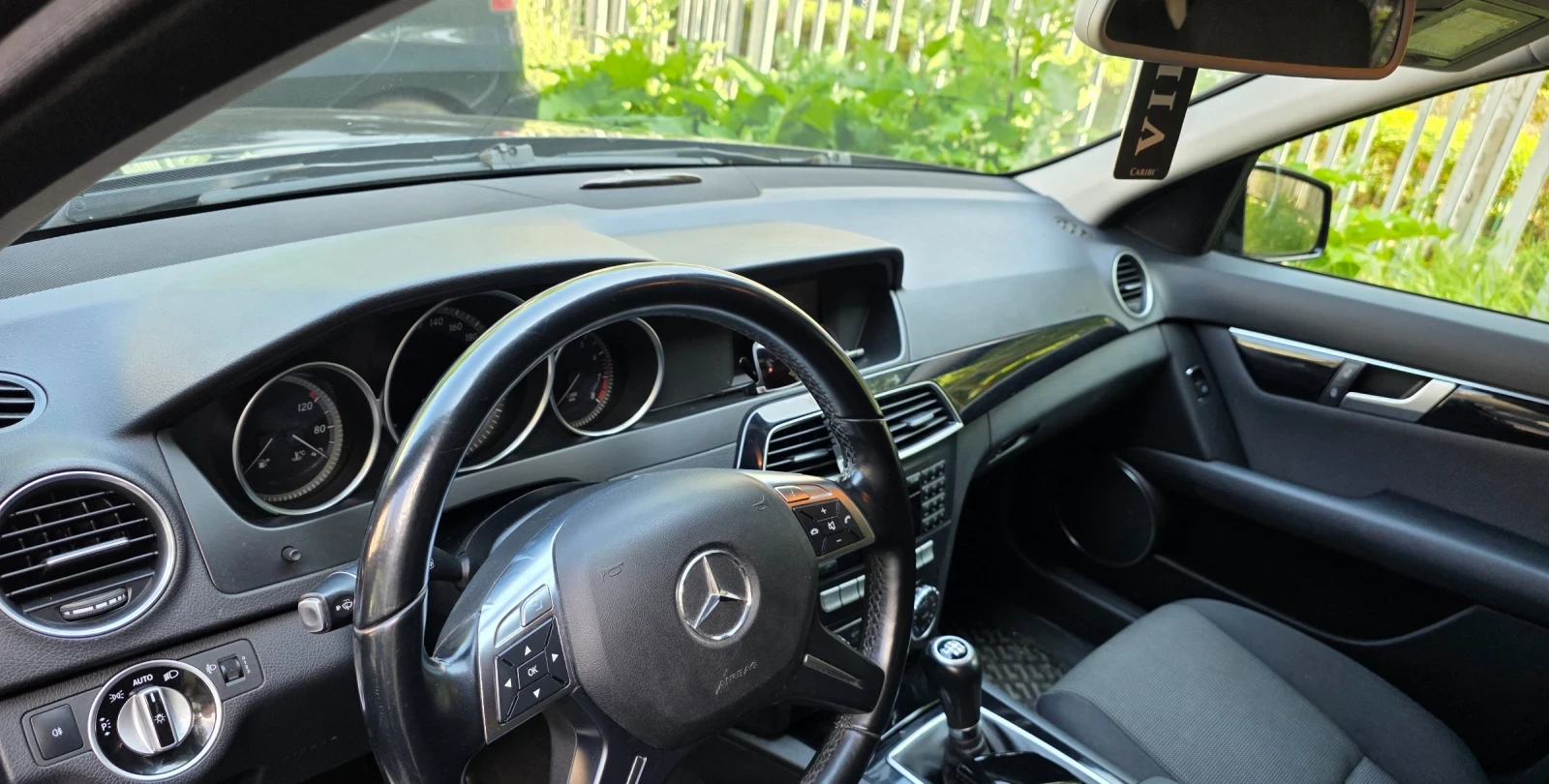 Mercedes-Benz C 180, снимка 6 - Автомобили и джипове - 54721242