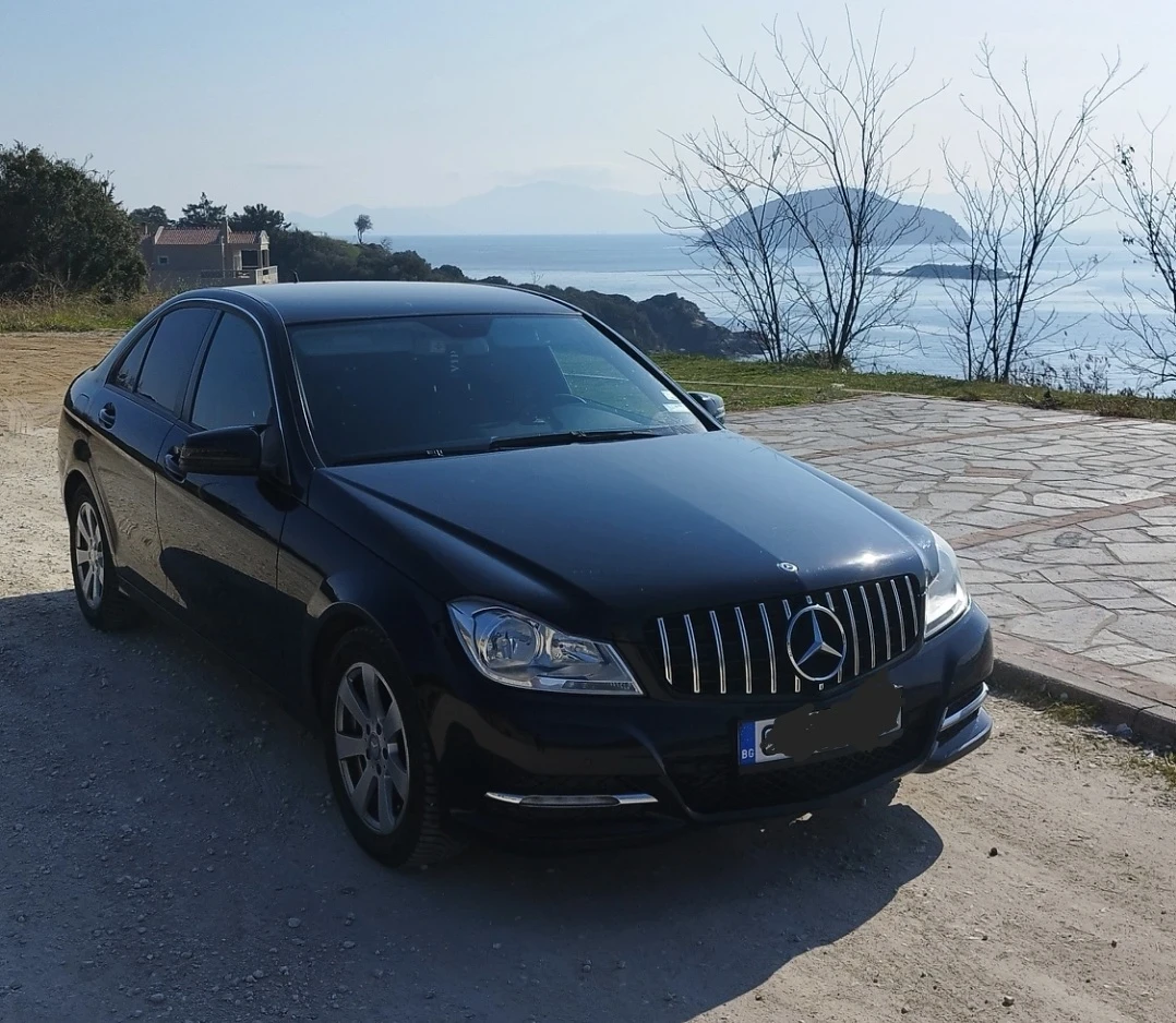 Mercedes-Benz C 180, снимка 9 - Автомобили и джипове - 54721242
