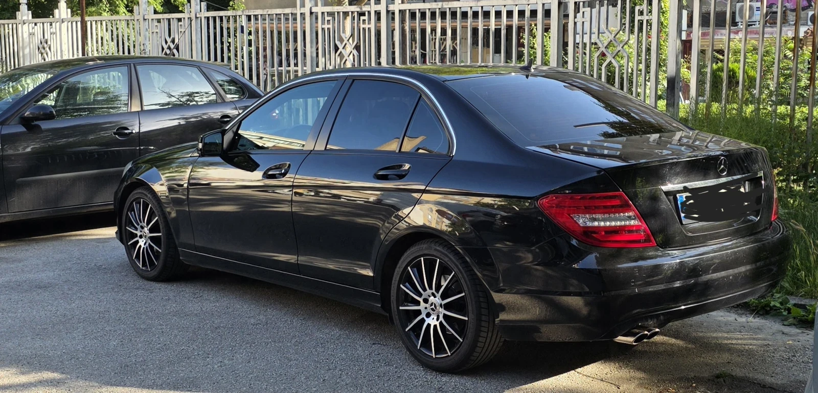 Mercedes-Benz C 180, снимка 2 - Автомобили и джипове - 54721242