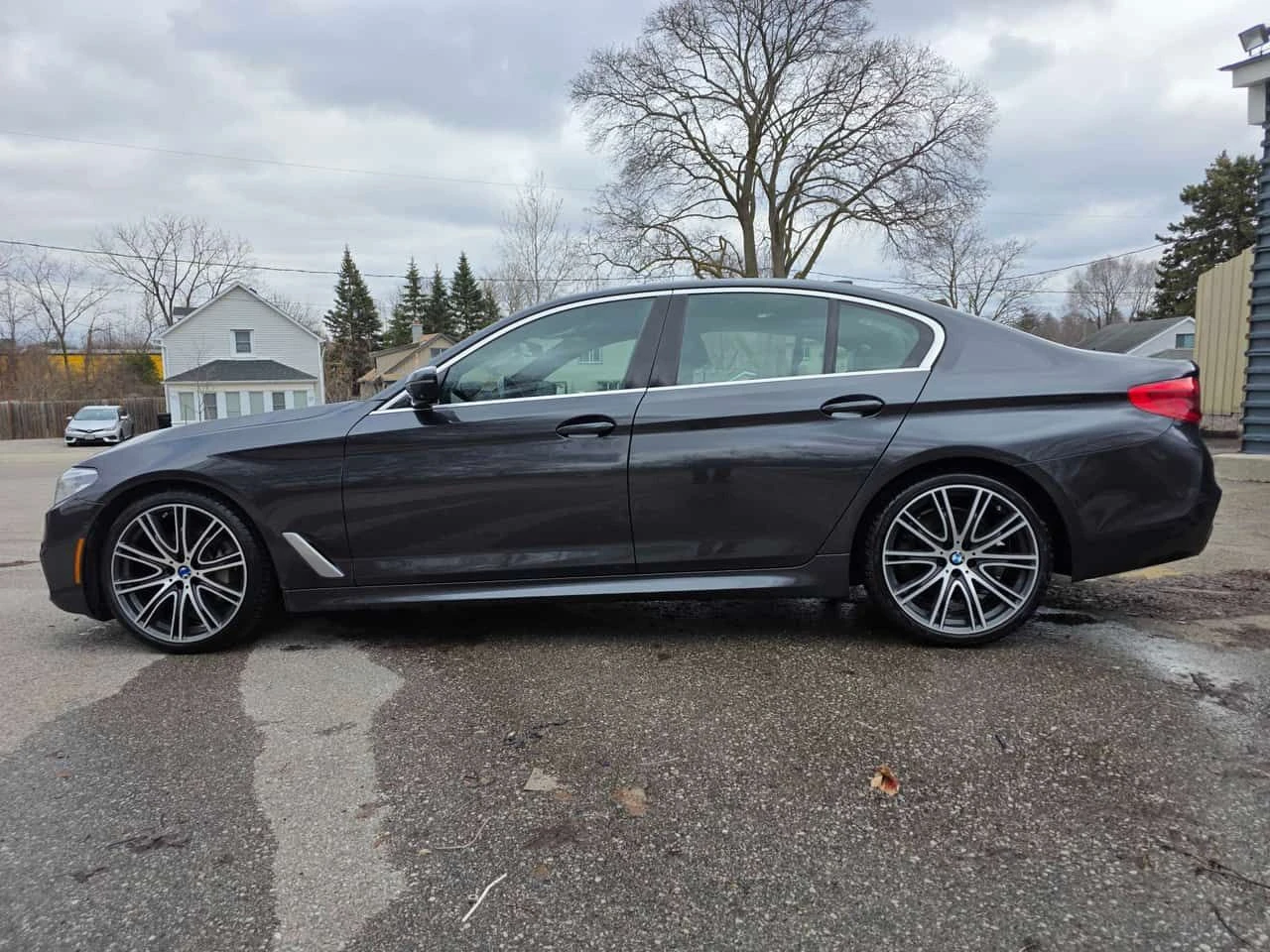 BMW 540 540i xDrive  CARFAX, снимка 2 - Автомобили и джипове - 54753964