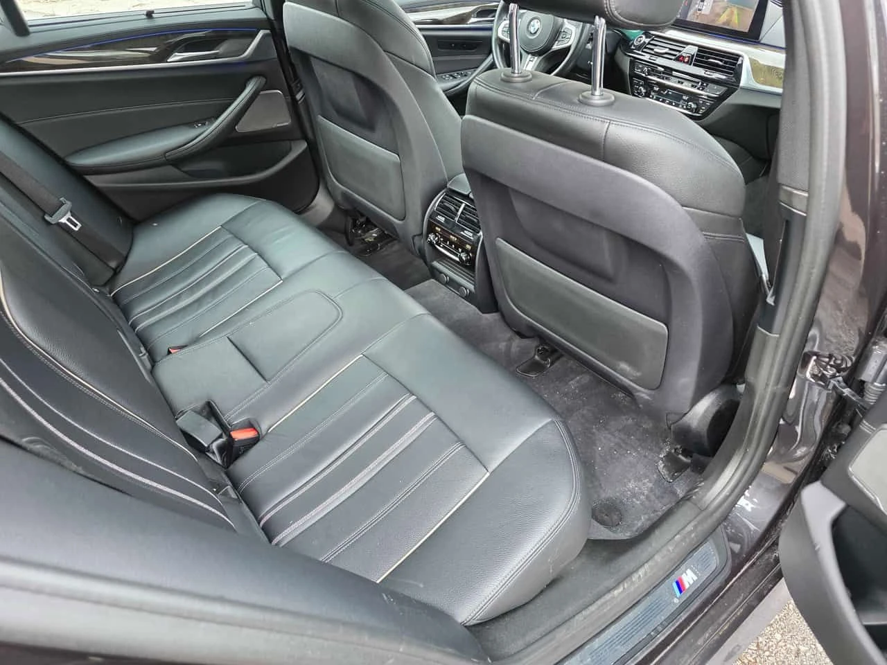 BMW 540 540i xDrive  CARFAX, снимка 12 - Автомобили и джипове - 54753964