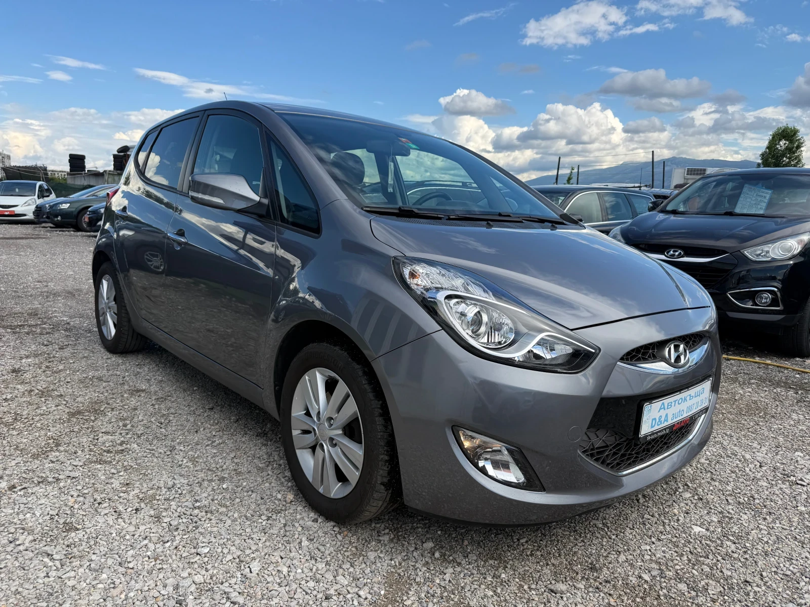 Hyundai Ix20 1.6i Швейцария  Фейслифт, снимка 2 - Автомобили и джипове - 55051700