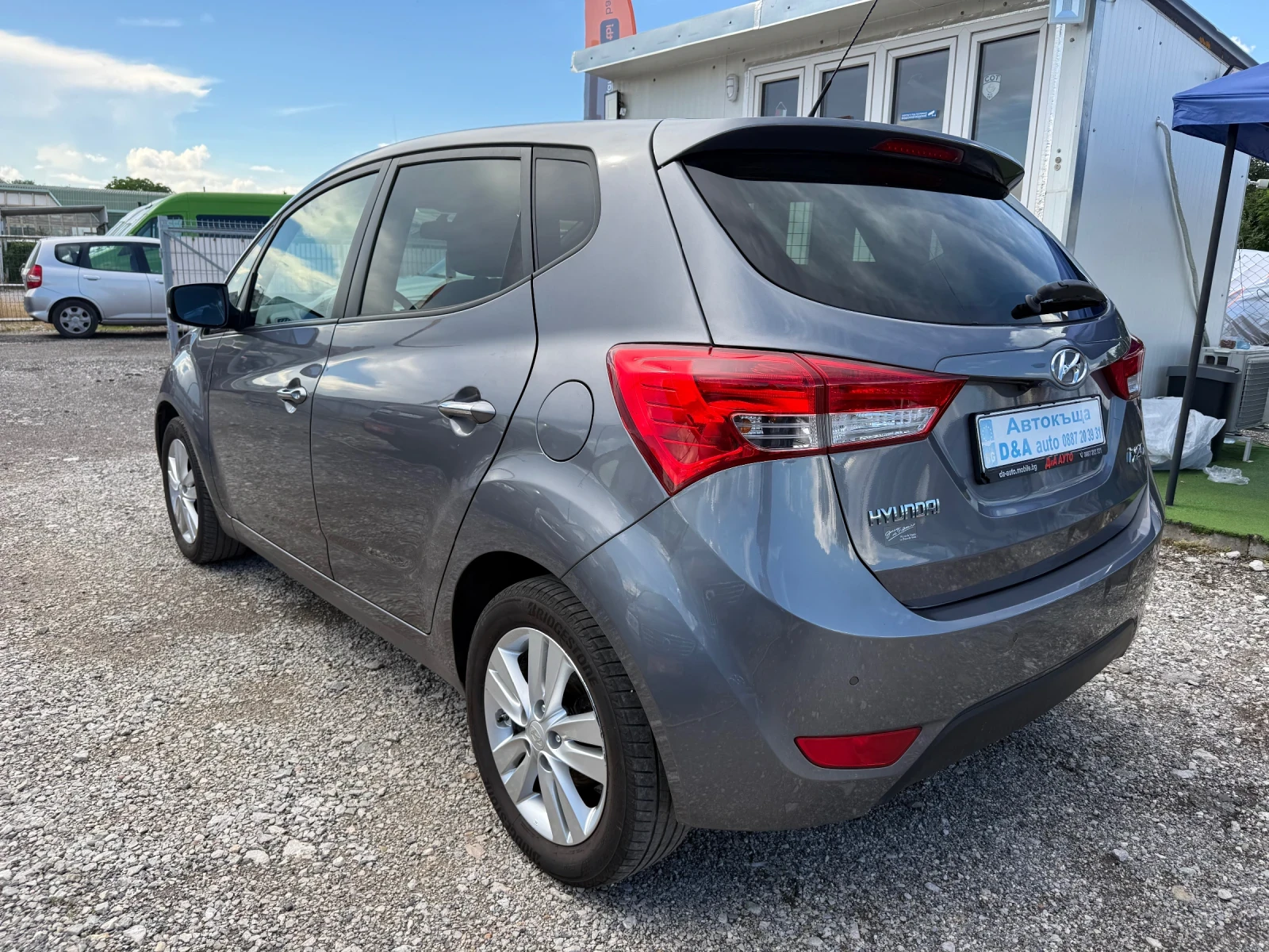 Hyundai Ix20 1.6i Швейцария  Фейслифт, снимка 5 - Автомобили и джипове - 55051700