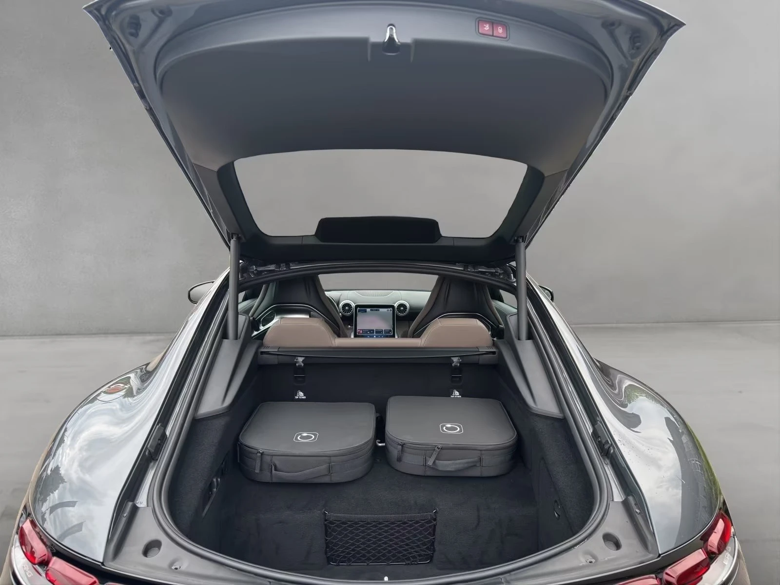 Mercedes-Benz AMG GT 63S E-PERF. / COUPE / CERAMIC / BURM / HUD / 360 /, снимка 7 - Автомобили и джипове - 55061892