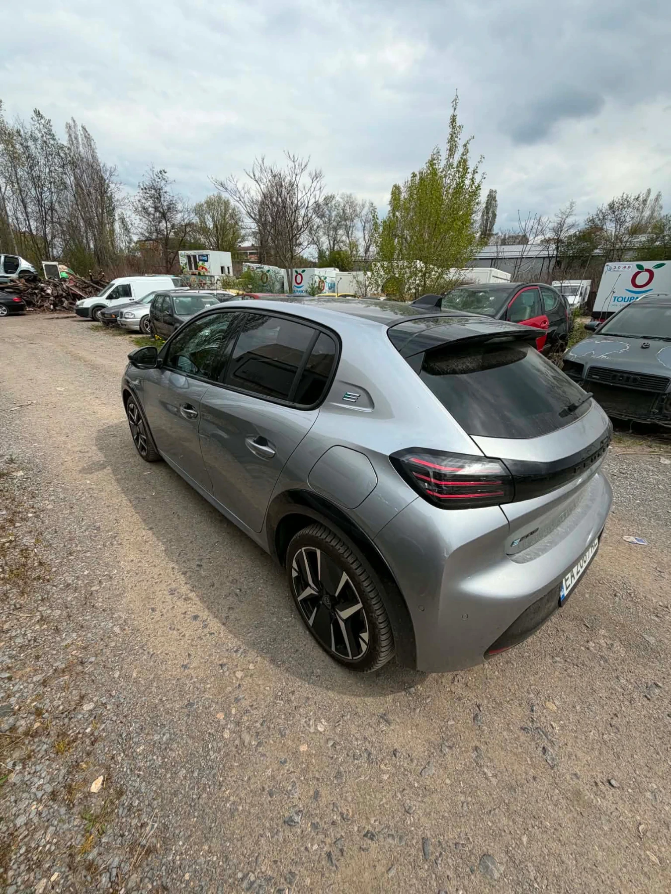 Peugeot 208 КАТО НОВА GT 17 000км ГАРАНЦИОННА , снимка 4 - Автомобили и джипове - 55420111