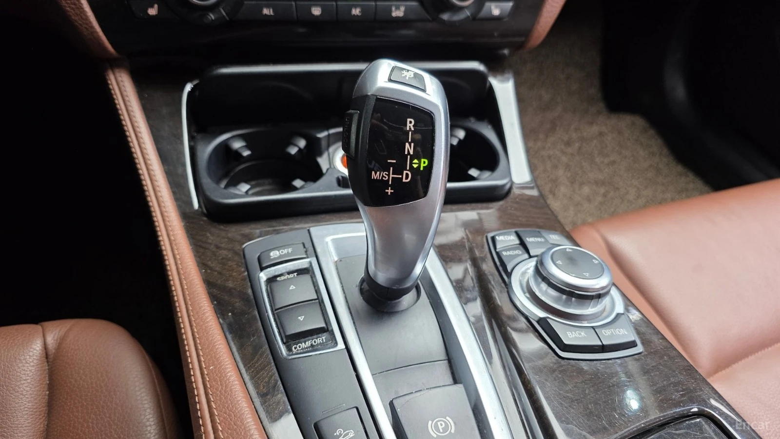 BMW 525 D xDrive Автокредит Цена до България, снимка 8 - Автомобили и джипове - 55487173
