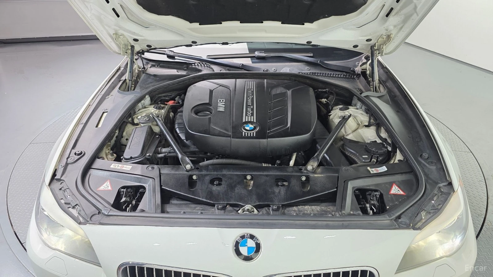 BMW 525 D xDrive Автокредит Цена до България, снимка 17 - Автомобили и джипове - 55487173