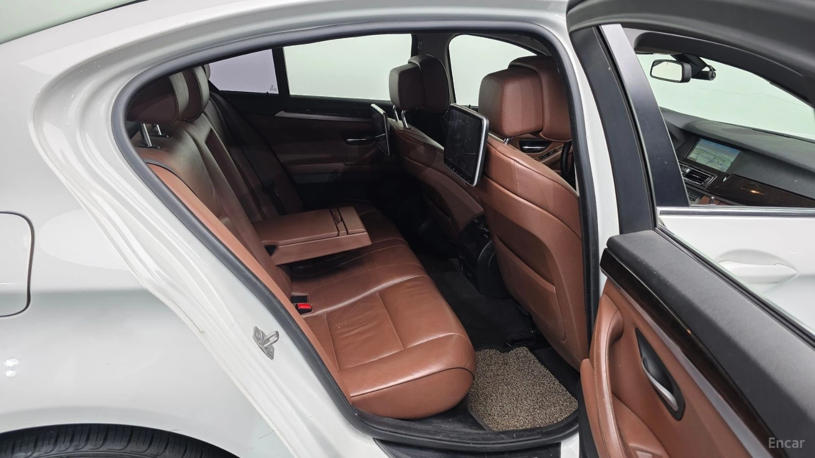 BMW 525 D xDrive Автокредит Цена до България, снимка 15 - Автомобили и джипове - 55487173