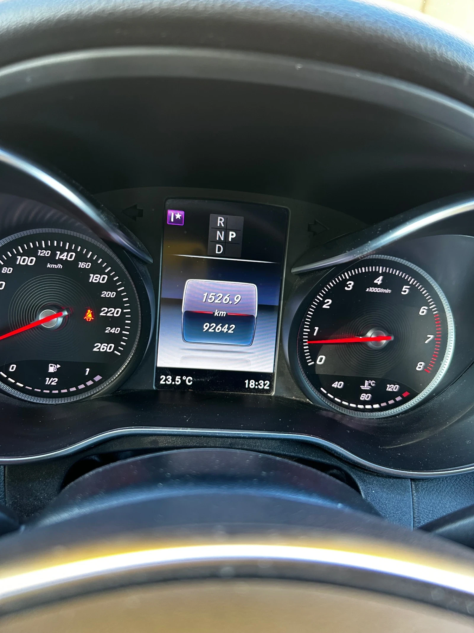 Mercedes-Benz C 180 AMG 9G tronic Carplay, снимка 10 - Автомобили и джипове - 55514844