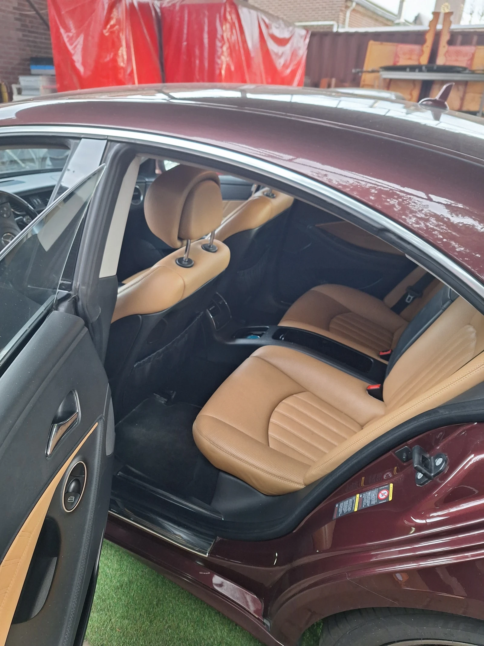Mercedes-Benz CLS 320, снимка 9 - Автомобили и джипове - 55542130