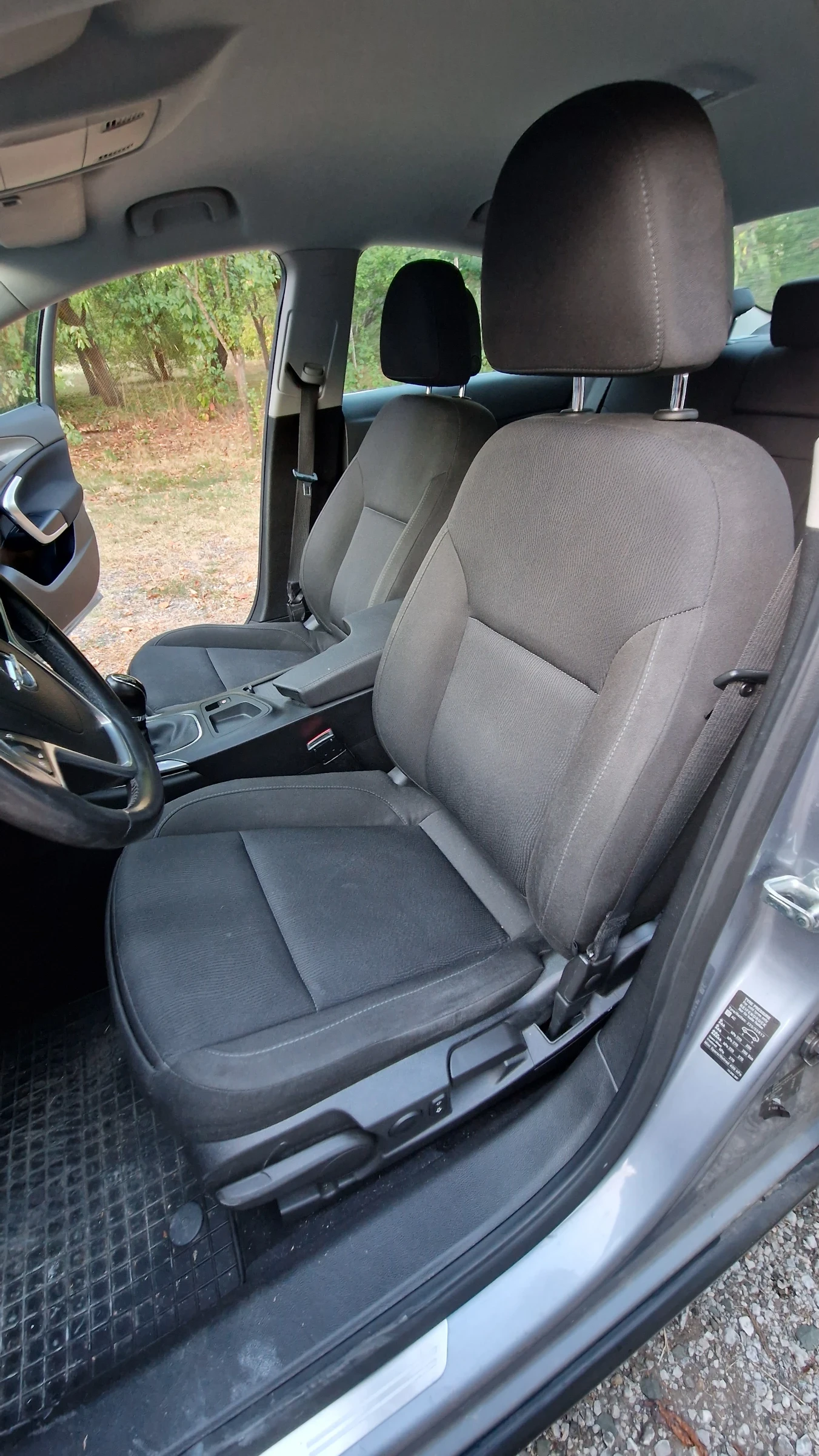 Opel Insignia, снимка 16 - Автомобили и джипове - 55614240
