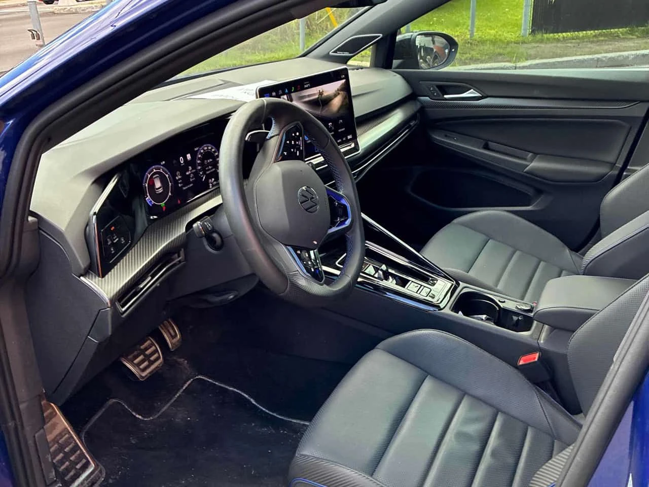 VW Golf R Black Edition / Harman Kardon / CARFAX | Mobile.bg � ����������� 5