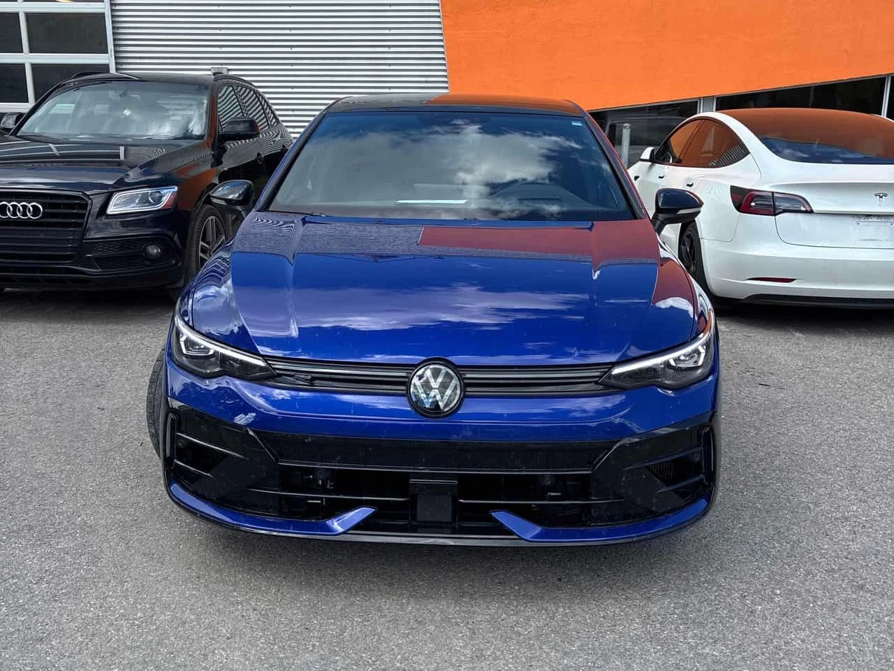VW Golf R Black Edition / Harman Kardon / CARFAX | Mobile.bg � ����������� 6