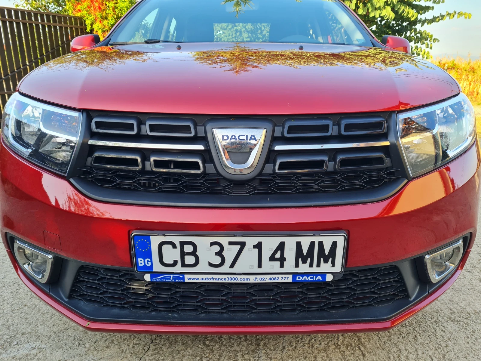 Dacia Logan, снимка 3 - Автомобили и джипове - 55878670