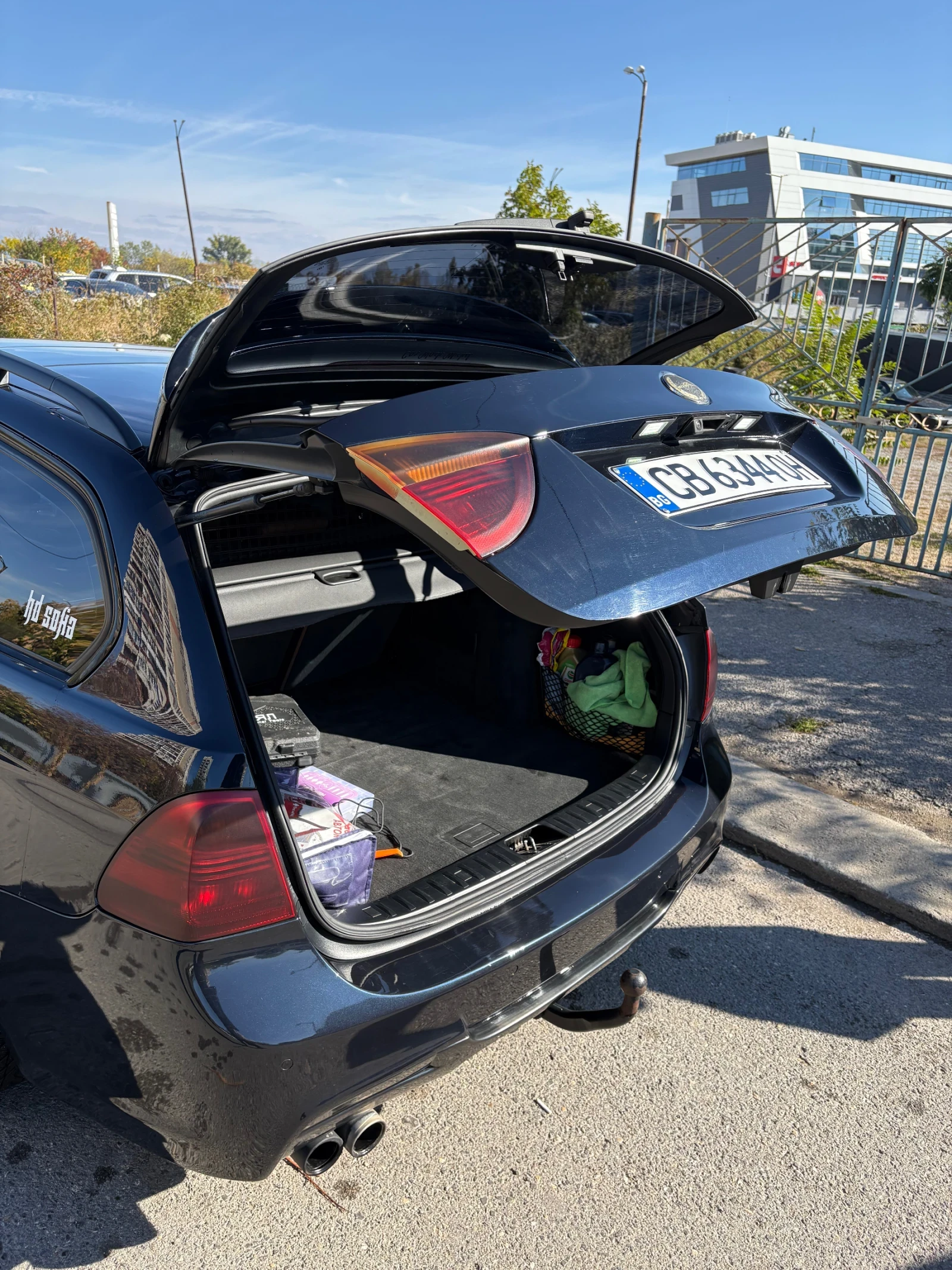 BMW 330, снимка 12 - Автомобили и джипове - 56629837