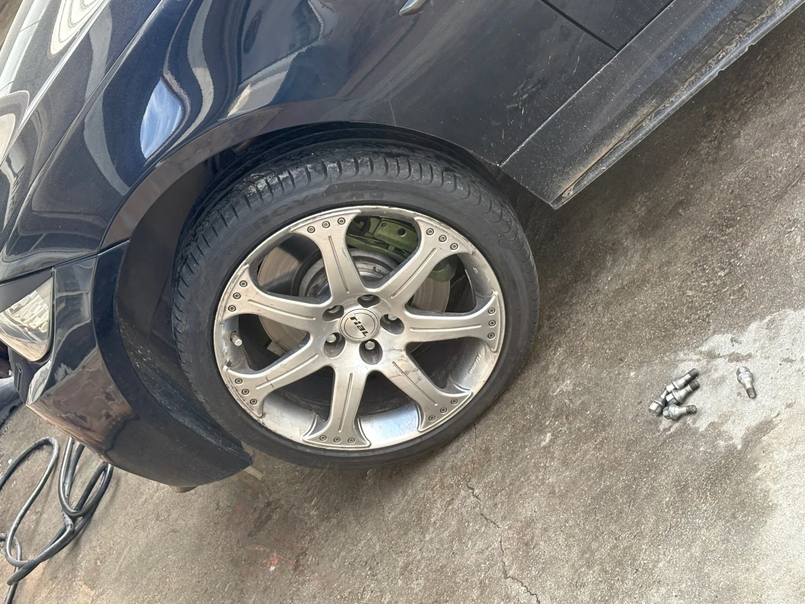 BMW 330, снимка 13 - Автомобили и джипове - 56629837