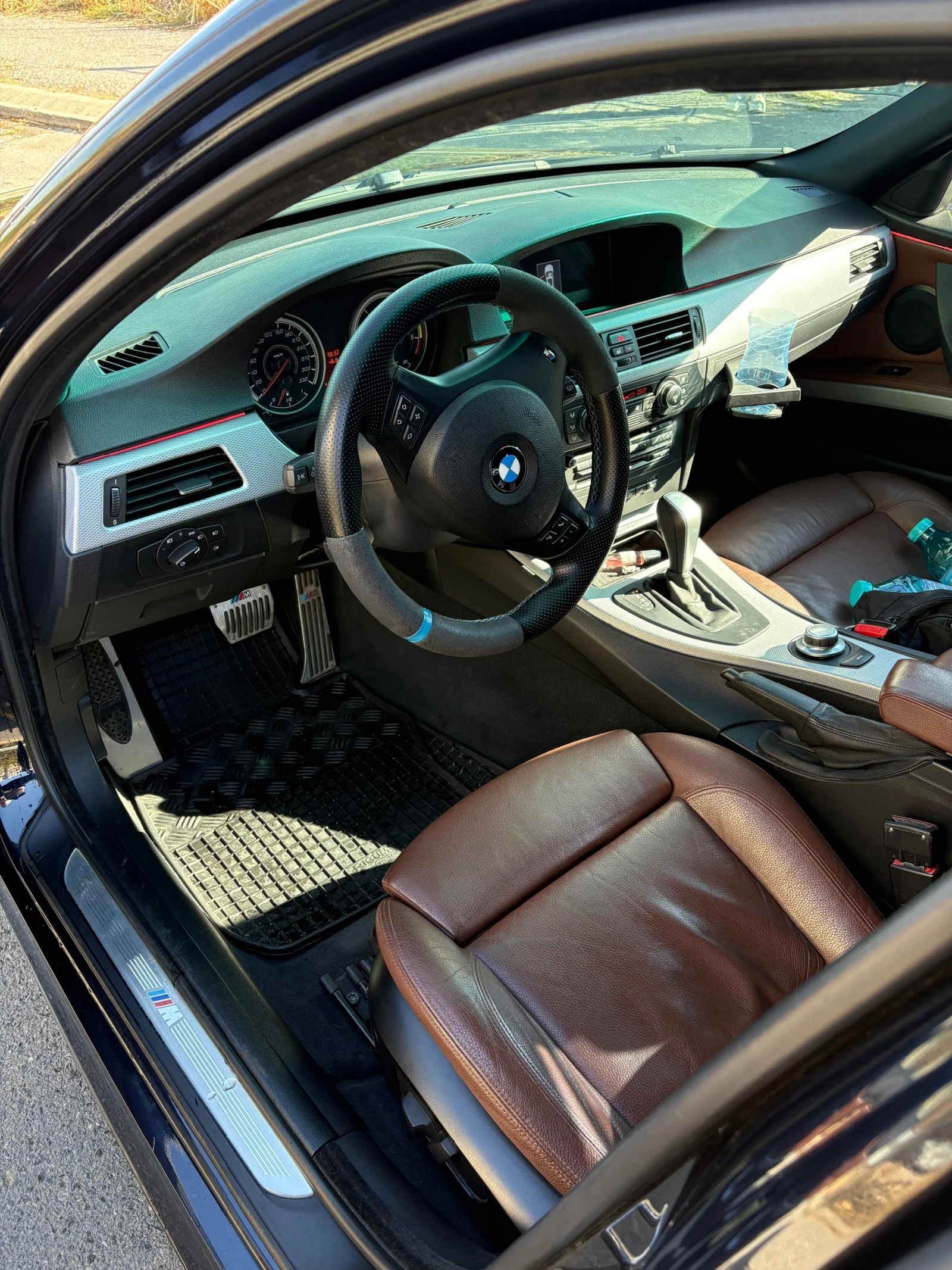 BMW 330, снимка 6 - Автомобили и джипове - 56629837