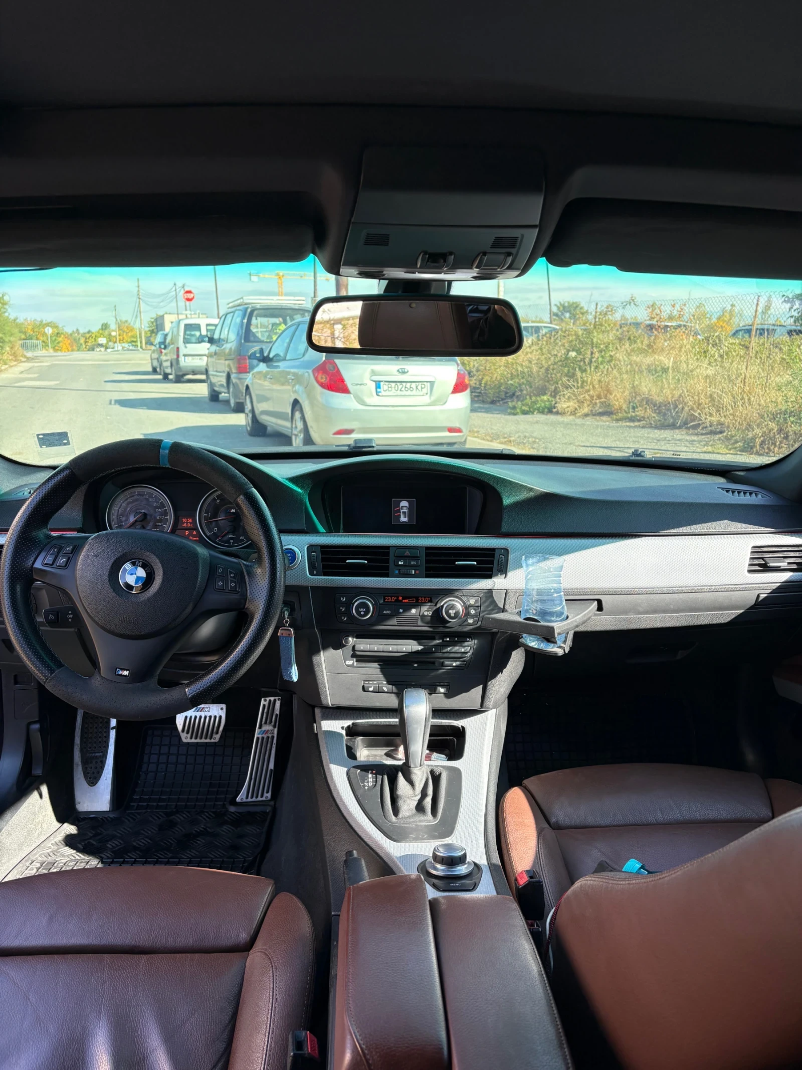 BMW 330, снимка 7 - Автомобили и джипове - 56629837