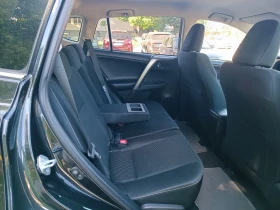 Toyota Rav4 2.0i-151кс-ШВЕЙЦАРИЯ-РЪЧКА-6ск-NAVI, снимка 10