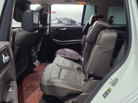 Mercedes-Benz GLS 500 4MATIC, снимка 12