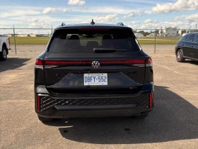 VW Tiguan  Comfortline R Line Black Edition * CARFAX * , снимка 4