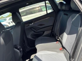 VW Tiguan  Comfortline R Line Black Edition * CARFAX * , снимка 12
