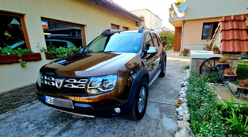 Dacia Duster От БГ 4х4 1.5dci всички екстри вс платено , снимка 2 - Автомобили и джипове - 47308660