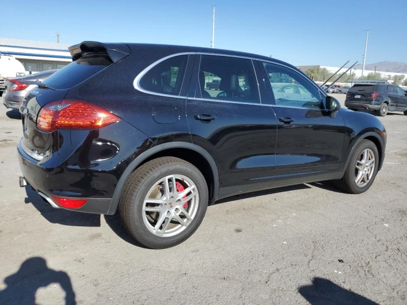 Porsche Cayenne, снимка 3 - Автомобили и джипове - 47363468