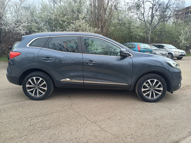 Renault Kadjar 1.5 DCI, снимка 4 - Автомобили и джипове - 48758014