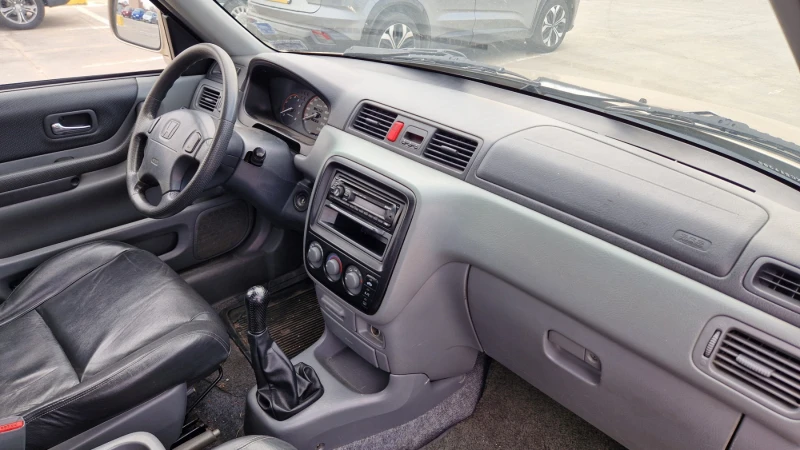 Honda Cr-v, снимка 6 - Автомобили и джипове - 49199422