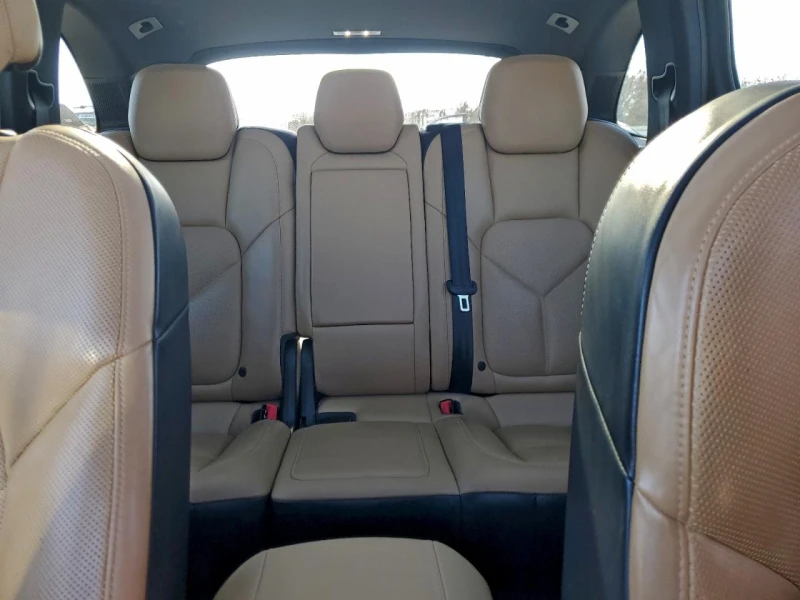 Porsche Cayenne  Se Hybrid* ОБДУХВАНЕ* ПОДГРЕВ* BOSE, снимка 10 - Автомобили и джипове - 52878230