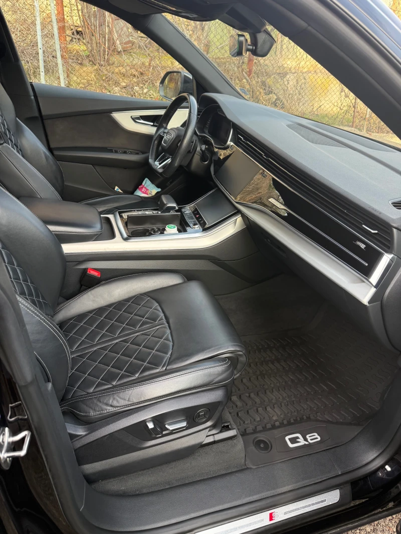 Audi Q8 S-line, снимка 15 - Автомобили и джипове - 53298613