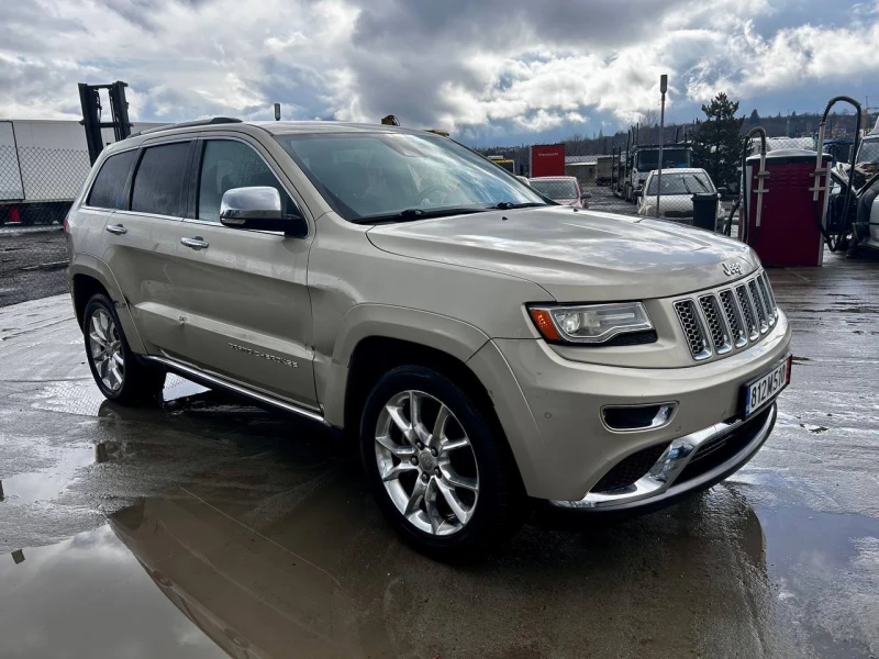 Jeep Grand cherokee 3.6 SUMMIT 4X4 8ZF , снимка 2 - Автомобили и джипове - 53419777