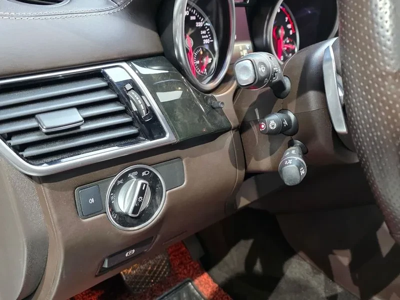 Mercedes-Benz GLS 500 4MATIC, снимка 13 - Автомобили и джипове - 55739956