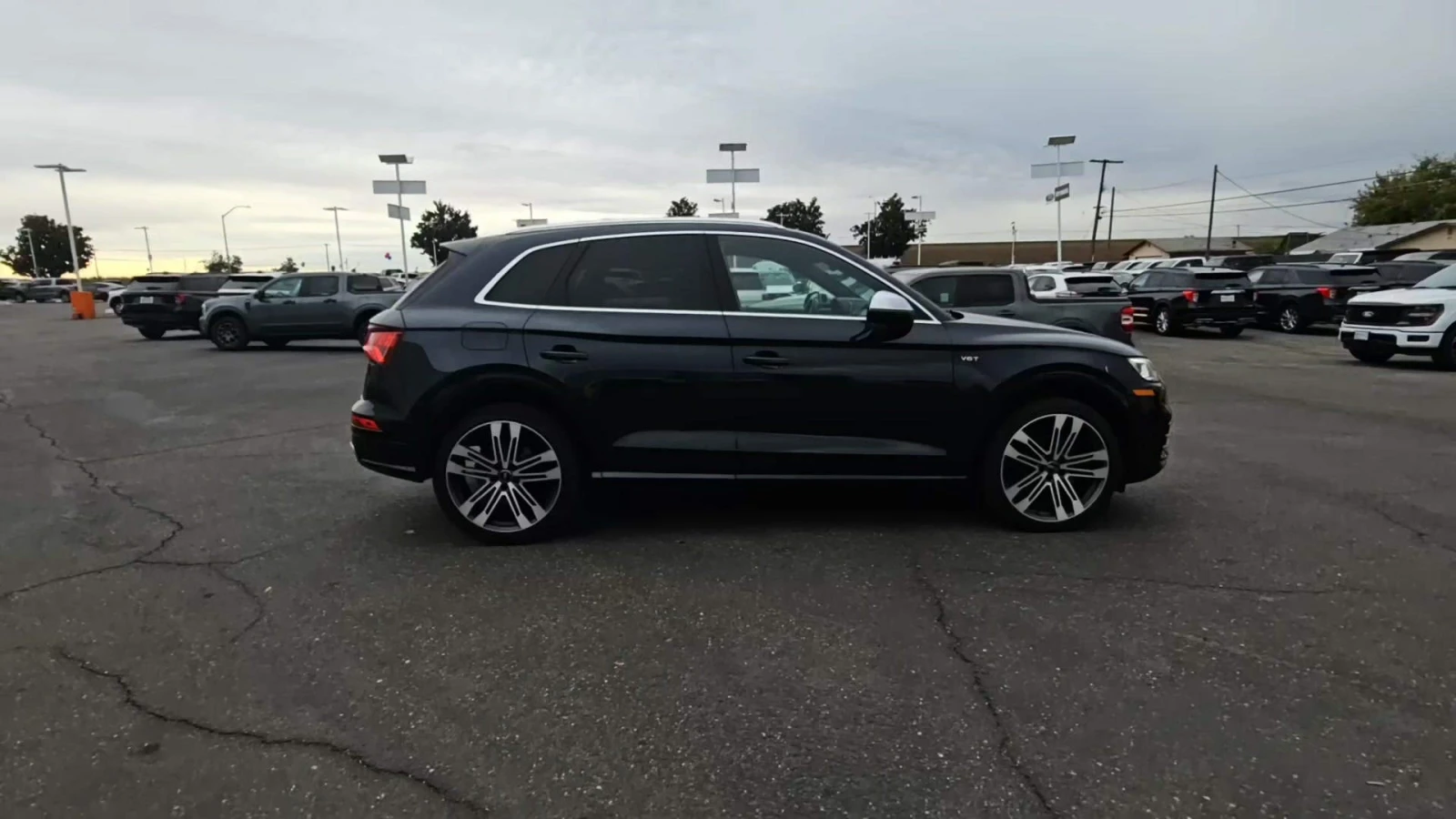 Audi SQ5 PRESTIGE* PANO* BANG&OLUFSEN* 360*  - изображение 4