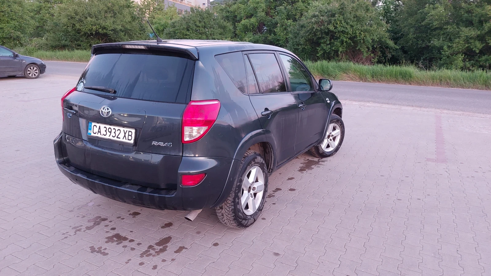 Toyota Rav4  - изображение 10