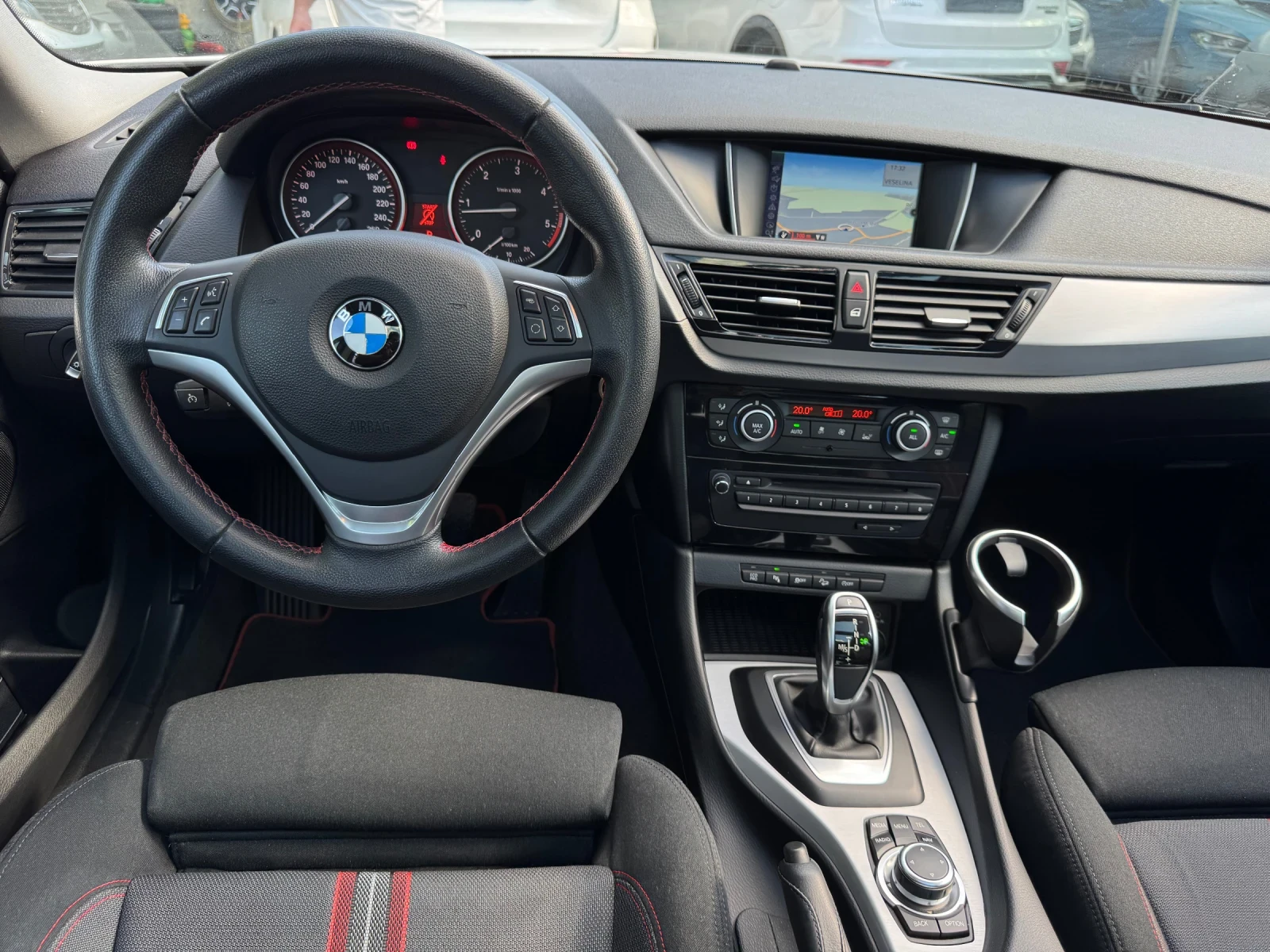 BMW X1 d* xDrive* Sport* Facelift - изображение 6