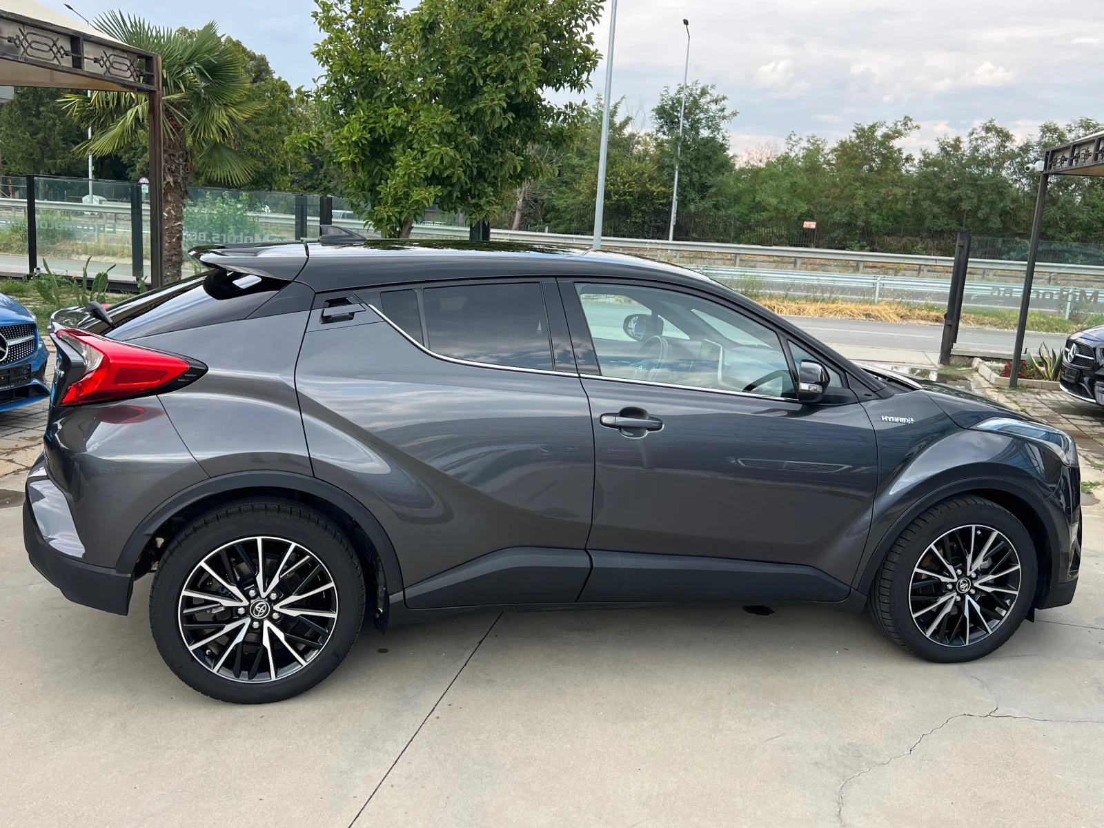 Toyota C-HR 1.8h, TREND, 97000км-FULL SERVICE, NAVI+ CAMERA, K - изображение 4