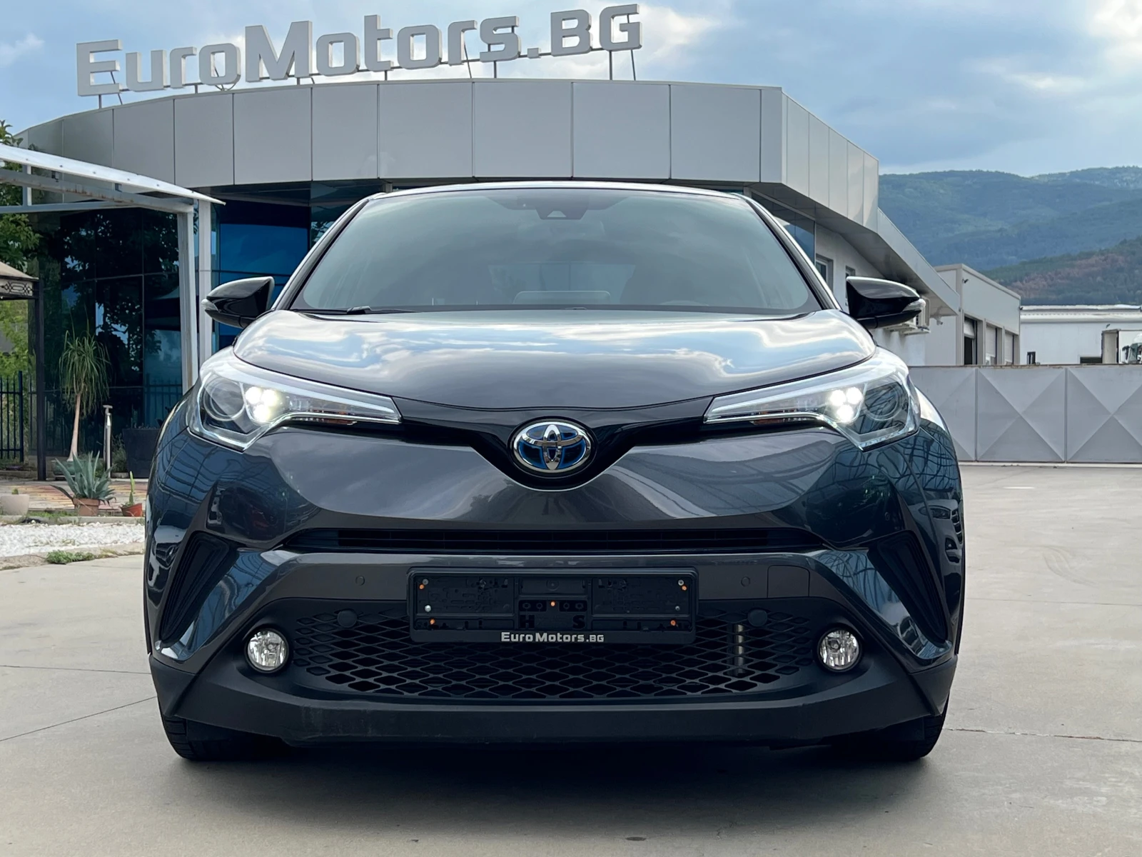 Toyota C-HR 1.8h, TREND, 97000км-FULL SERVICE, NAVI+ CAMERA, K - изображение 2