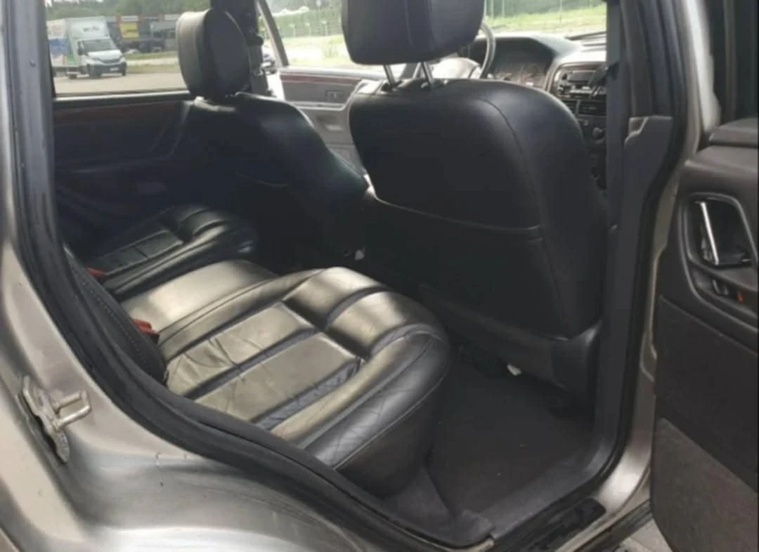 Jeep Cherokee 4.7 i - изображение 9