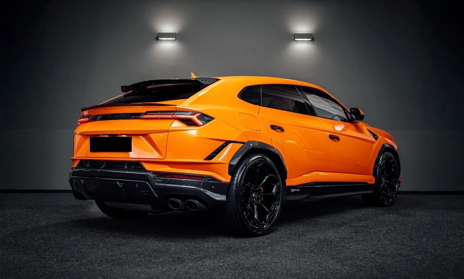 Lamborghini Urus PERFORMANTE/CERAMIC/CARBON/B&O/AKRAPOVIC/PANO/ - изображение 7