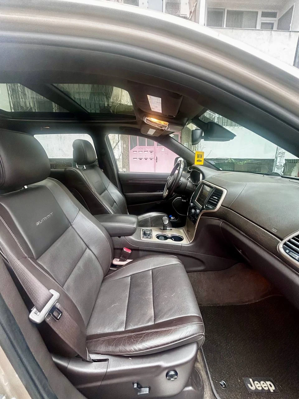 Jeep Grand cherokee 3.6 SUMMIT 4X4 8ZF , снимка 4 - Автомобили и джипове - 53729117