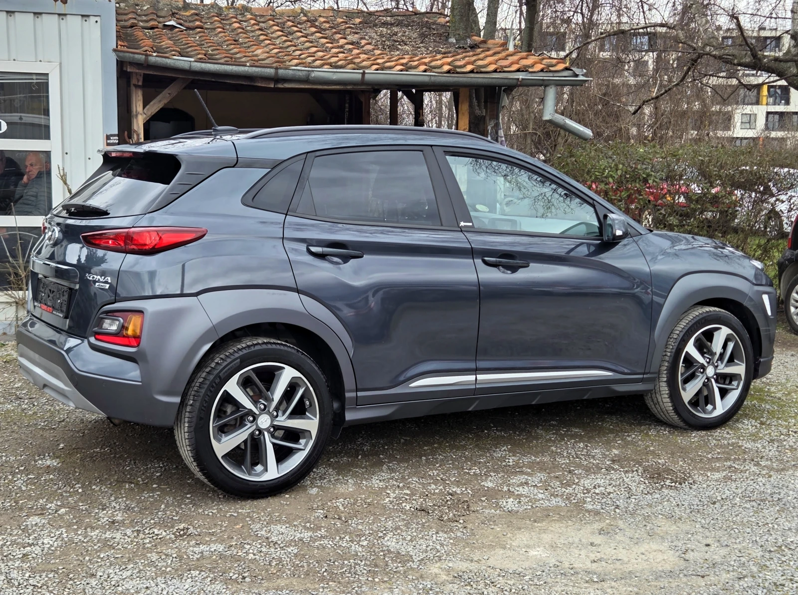 Hyundai Kona 1.6D 4x4 136hp RED Style EDITION, снимка 8 - Автомобили и джипове - 53952622