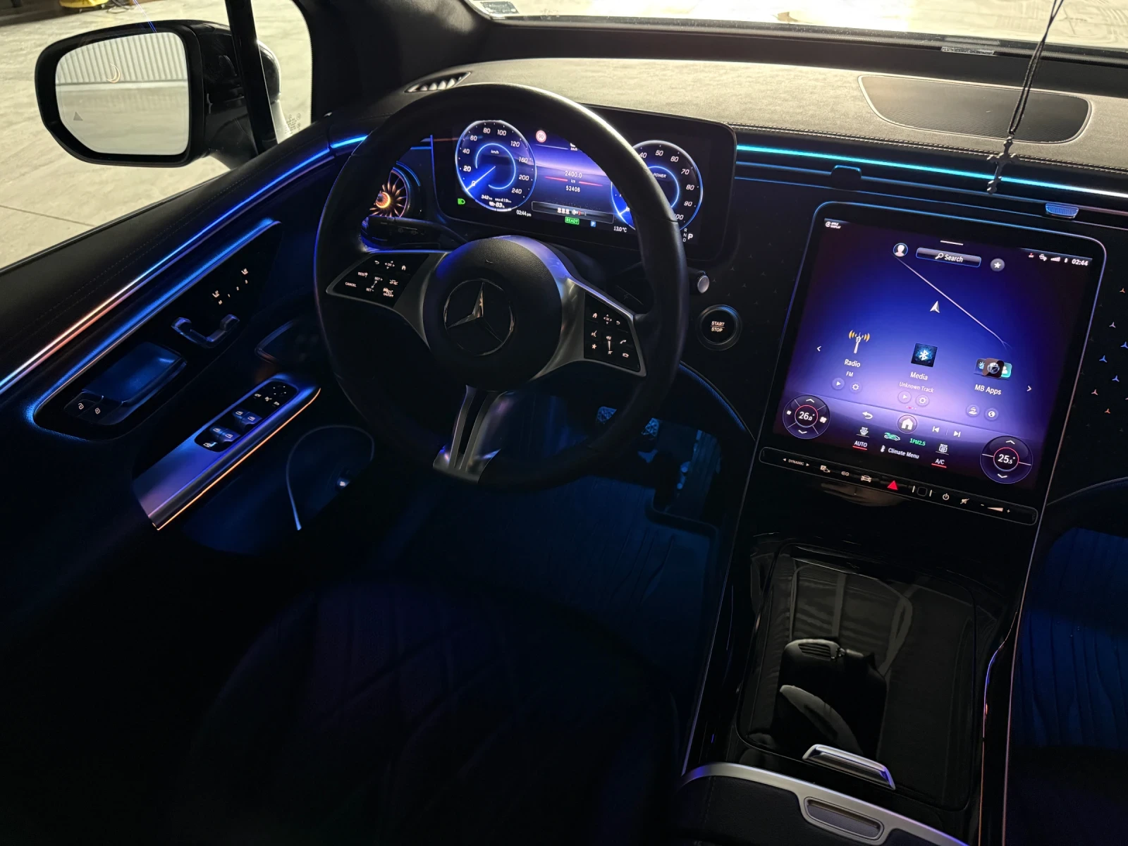 Mercedes-Benz EQE AMG, снимка 10 - Автомобили и джипове - 54015420